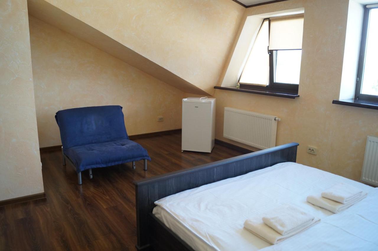 Rosinka Motel Ukrainka Eksteriør bilde