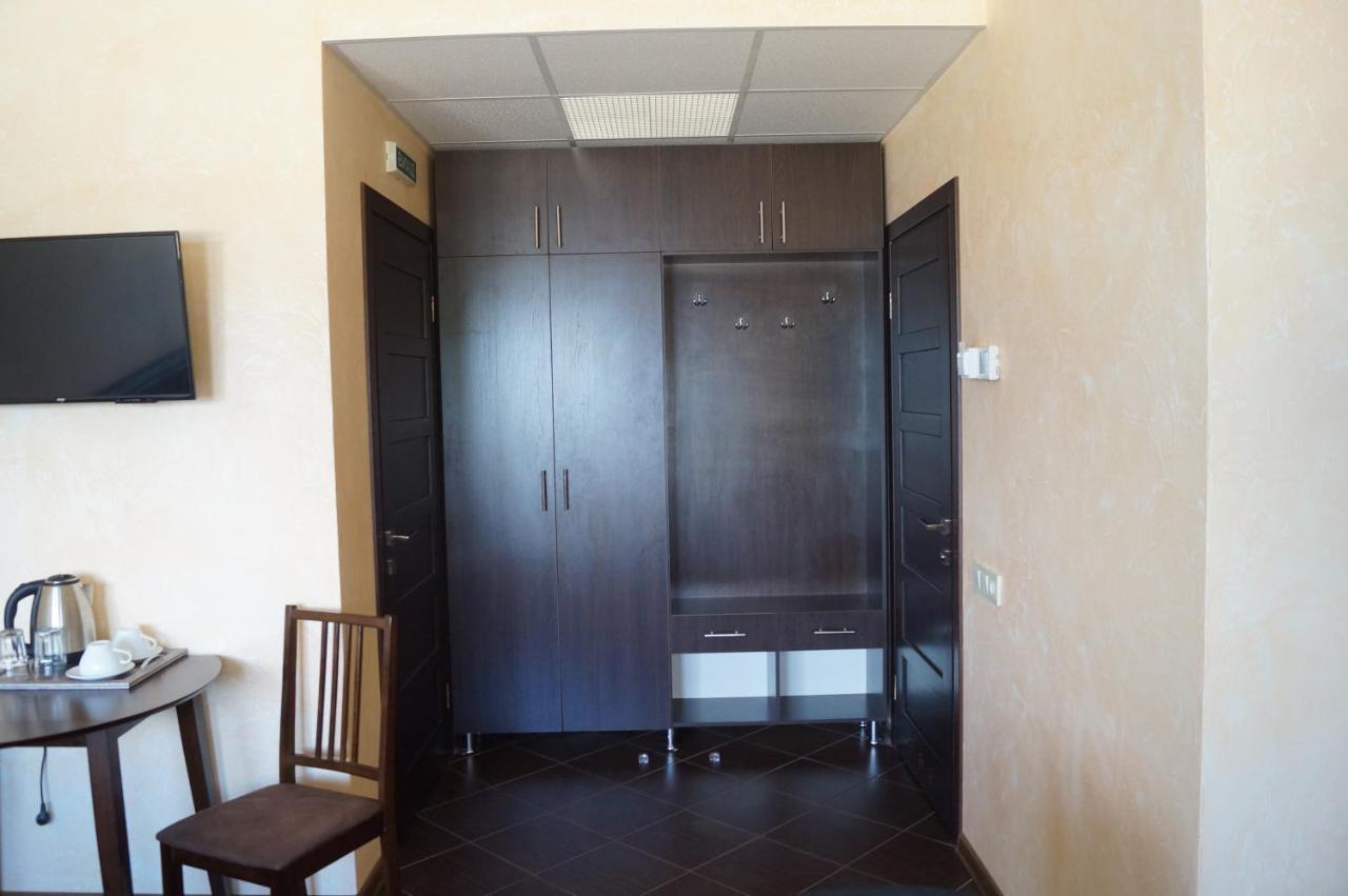 Rosinka Motel Ukrainka Eksteriør bilde